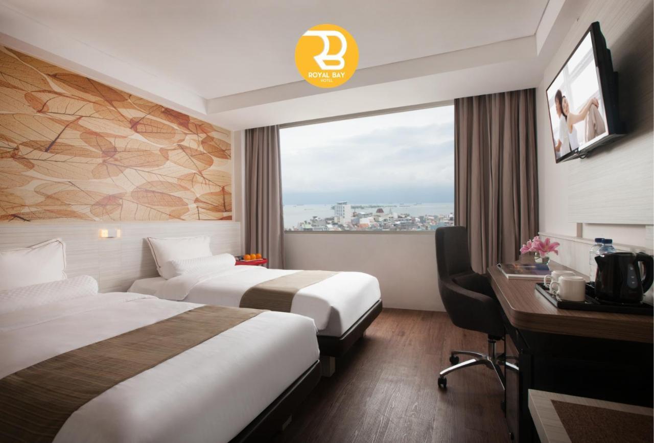 Royal Bay Hotel Makassar Macáçar Exterior foto